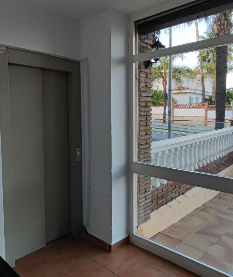 Apartamento Omega Ll Apartment Torremolinos Luaran gambar